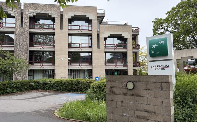 BNP Paribas vandalisée à Heusy : Palestine-action-belgium revendique l’attaque