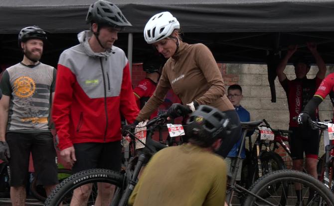 60 équipes au départ : l’Urban Bike Race confirme son succès à Malmedy